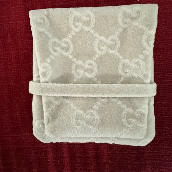 GUCCI Sterling Silver "Trademark" Heart and Butterfly Necklace, 18" chain . - Picture 7 of 15